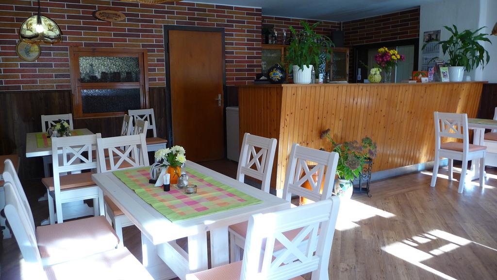 Werners Landgasthaus Lieskau Luaran gambar
