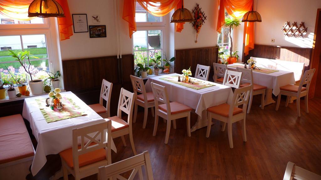 Werners Landgasthaus Lieskau Luaran gambar